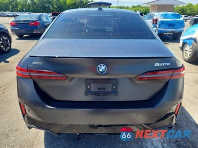 Zdjęcie 6 z 12 samochodu: 2026 BMW 550 XE VIN:WBA13FK09TCV38532 - miniatura