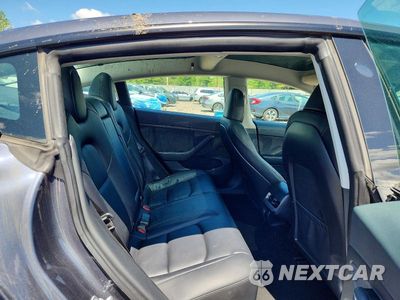 Zdjęcie 10 z 13 samochodu: 2023 TESLA MODEL 3 VIN:5YJ3E1EA1PF509791 - miniatura