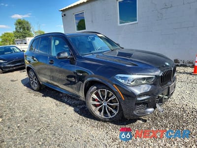 Czwarte zdjęcie samochodu z boku: 2022 BMW X5 XDRIVE45E VIN:5UXTA6C02N9L89878 - miniatura