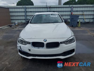 Piąte zdjęcie samochodu w środku: 2016 BMW 328 I SULEV VIN:WBA8E9G56GNT42704 - miniatura