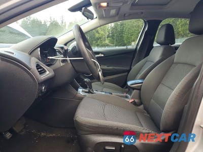 Zdjęcie 7 z 12 samochodu: 2018 CHEVROLET CRUZE LT VIN:1G1BE5SM3J7106581 - miniatura