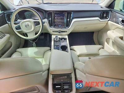 Zdjęcie 8 z 12 samochodu: 2022 VOLVO S60 B5 INSCRIPTION VIN:7JRL12TL9NG154069 - miniatura