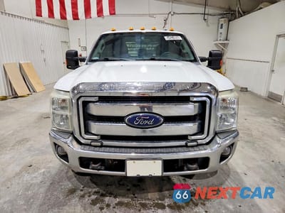 Piąte zdjęcie samochodu w środku: 2016 FORD F350 SUPER DUTY VIN:1FT8W3DT9GEA27461 - miniatura