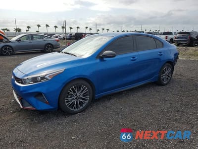 2023 KIA FORTE GT LINE 3KPF54AD2PE611170 - główne zdjęcie licytacji z USA - miniatura