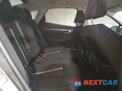 Zdjęcie 10 z 12 samochodu: 2021 HYUNDAI SONATA HYBRID BLUE VIN:KMHL24JJ2MA029176 - miniatura
