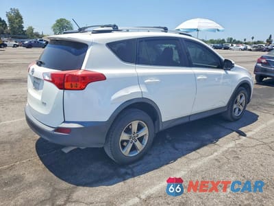 Trzecie zdjęcie samochodu z tyłu: 2015 TOYOTA RAV4 XLE VIN:2T3WFREV6FW207451 - miniatura