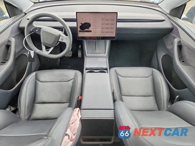 Zdjęcie 8 z 14 samochodu: 2026 TESLA MODEL Y VIN:7SAYGDEE7TA399621 - miniatura