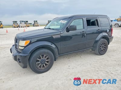 2010 DODGE NITRO SXT 1D4PU5GK6AW108860 - główne zdjęcie licytacji z USA - miniatura