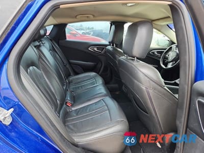 Zdjęcie 10 z 12 samochodu: 2016 CHRYSLER 200 LIMITED VIN:1C3CCCAB5GN107598 - miniatura