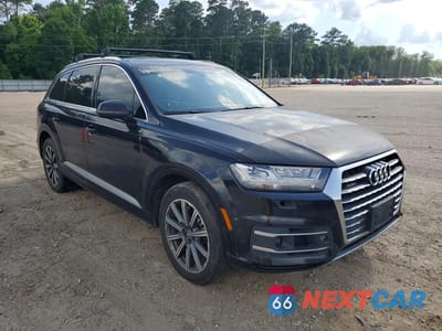Czwarte zdjęcie samochodu z boku: 2017 AUDI Q7 PREMIUM PLUS VIN:WA1LAAF75HD012275 - miniatura