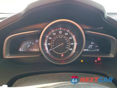 Zdjęcie 9 z 13 samochodu: 2016 MAZDA 3 SPORT VIN:JM1BM1U77G1292762 - miniatura