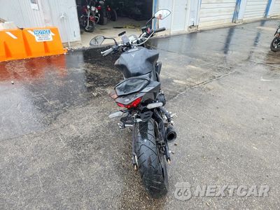 Czwarte zdjęcie samochodu z boku: 2022 YAMAHA MT-03 VIN:MH3RH20Y0NK008517 - miniatura