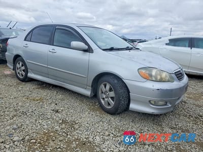 Czwarte zdjęcie samochodu z boku: 2005 TOYOTA COROLLA S VIN:1NXBR30E75Z463633 - miniatura