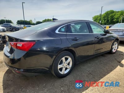 Trzecie zdjęcie samochodu z tyłu: 2019 CHEVROLET MALIBU LS VIN:1G1ZB5ST4KF188794 - miniatura
