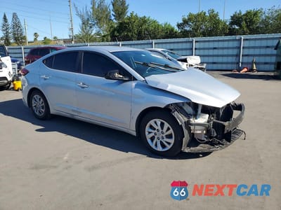 Czwarte zdjęcie samochodu z boku: 2017 HYUNDAI ELANTRA SE VIN:KMHD74LF3HU357922 - miniatura