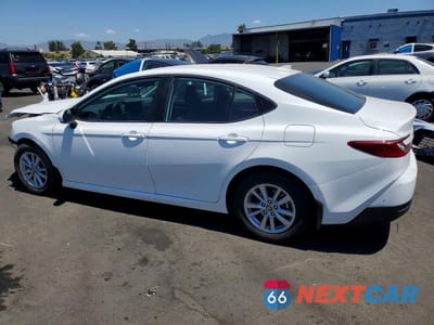 Drugie zdjęcie samochodu z przodu: 2026 TOYOTA CAMRY LE VIN:4T1DAACK5TU213178 - miniatura