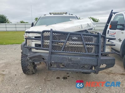 Piąte zdjęcie samochodu w środku: 2009 CHEVROLET SILVERADO K3500 LTZ VIN:1GCJK93659F125721 - miniatura