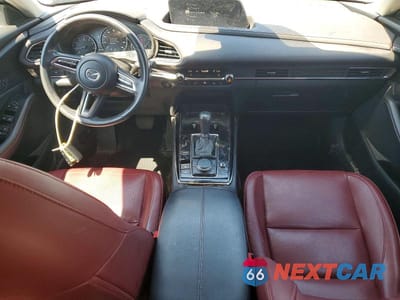 Zdjęcie 8 z 13 samochodu: 2023 MAZDA CX-30 PREFERRED VIN:3MVDMBCM9PM548195 - miniatura