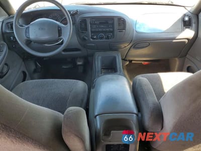 Zdjęcie 8 z 13 samochodu: 1998 FORD EXPEDITION VIN:1FMPU18LXWLC18537 - miniatura