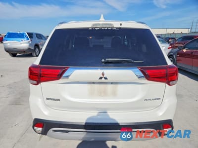 Zdjęcie 6 z 12 samochodu: 2019 MITSUBISHI OUTLANDER SE VIN:JA4AD3A34KZ007710 - miniatura