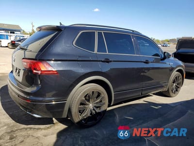 Trzecie zdjęcie samochodu z tyłu: 2021 VOLKSWAGEN TIGUAN SE VIN:3VV3B7AX9MM049410 - miniatura