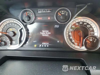 Zdjęcie 9 z 12 samochodu: 2016 RAM 1500 SLT VIN:3C6RR7LT0GG364735 - miniatura
