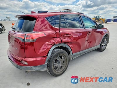 Trzecie zdjęcie samochodu z tyłu: 2018 TOYOTA RAV4 LE VIN:2T3ZFREV8JW491400 - miniatura