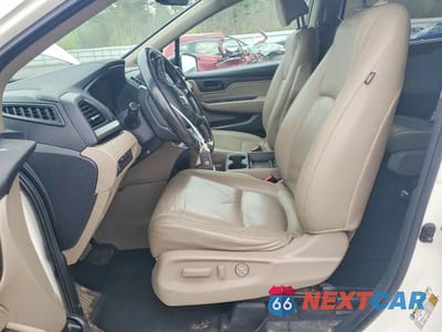 Zdjęcie 7 z 13 samochodu: 2018 HONDA ODYSSEY EXL VIN:5FNRL6H71JB055921 - miniatura