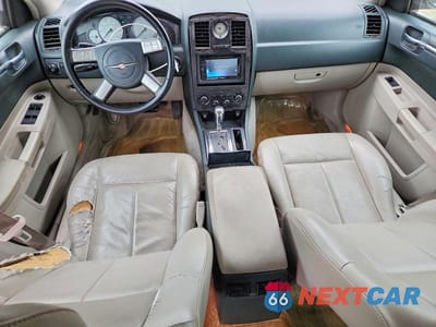 Zdjęcie 8 z 12 samochodu: 2005 CHRYSLER 300 TOURING VIN:2C3JA53GX5H667981 - miniatura
