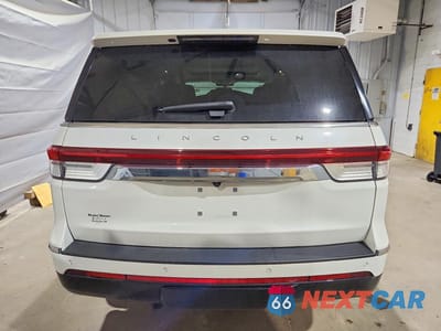 Zdjęcie 6 z 13 samochodu: 2023 LINCOLN NAVIGATOR RESERVE VIN:5LMJJ2LG6PEL04123 - miniatura