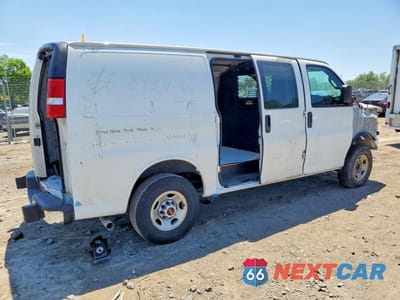 Trzecie zdjęcie samochodu z tyłu: 2023 GMC SAVANA G2500 VIN:1GTW7AFP1P1238220 - miniatura