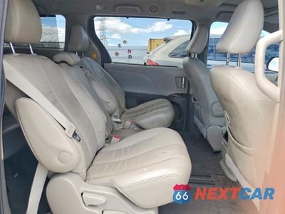 Zdjęcie 11 z 13 samochodu: 2012 TOYOTA SIENNA XLE 8-PASSENGER VIN:5TDYK3DC6CS229285 - miniatura