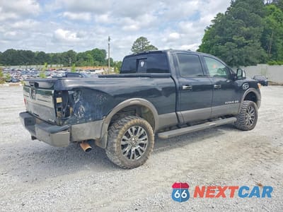Trzecie zdjęcie samochodu z tyłu: 2017 NISSAN TITAN XD PLATINUM RESERVE VIN:1N6BA1F45HN522219 - miniatura