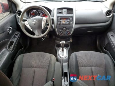Zdjęcie 8 z 12 samochodu: 2018 NISSAN VERSA SV VIN:3N1CN7AP2JL800437 - miniatura