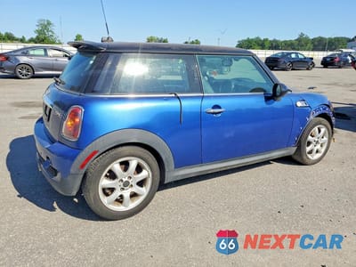 Trzecie zdjęcie samochodu z tyłu: 2008 MINI COOPER S VIN:WMWMF73548TT88597 - miniatura