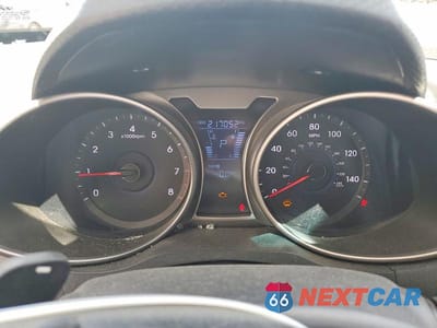 Zdjęcie 9 z 12 samochodu: 2013 HYUNDAI VELOSTER BASE VIN:KMHTC6AD6DU175498 - miniatura