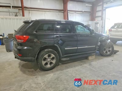 Trzecie zdjęcie samochodu z tyłu: 2011 JEEP GRAND CHEROKEE LAREDO VIN:1J4RR4GG0BC534375 - miniatura