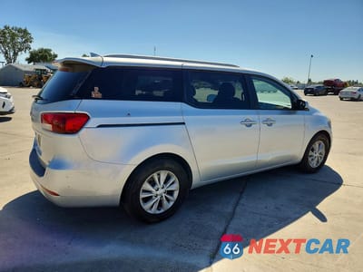 Trzecie zdjęcie samochodu z tyłu: 2015 KIA SEDONA LX VIN:KNDMB5C18F6062622 - miniatura