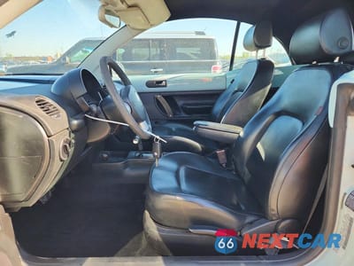 Zdjęcie 7 z 12 samochodu: 2006 VOLKSWAGEN NEW BEETLE CONVERTIBLE OPTION PACKAGE 1 VIN:3VWRF31YX6M310509 - miniatura