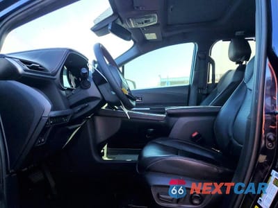 Zdjęcie 7 z 13 samochodu: 2022 TOYOTA SIENNA XSE VIN:5TDXRKEC0NS090659 - miniatura