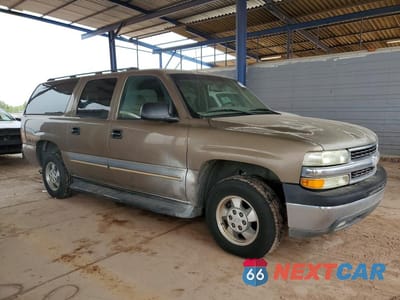 Czwarte zdjęcie samochodu z boku: 2003 CHEV SUBURBAN C1500 VIN:1GNEC16Z13J249440 - miniatura