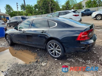 Drugie zdjęcie samochodu z przodu: 2018 VOLVO S90 T5 MOMENTUM VIN:LVY982AK9JP025959 - miniatura