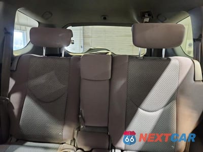 Zdjęcie 10 z 13 samochodu: 2006 TOYOTA RAV4 BASE VIN:JTMBD33V666014612 - miniatura