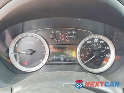 Zdjęcie 9 z 12 samochodu: 2013 NISSAN SENTRA S VIN:3N1AB7AP6DL762652 - miniatura