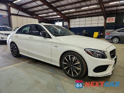 Czwarte zdjęcie samochodu z boku: 2016 MERCEDES-BENZ C 450 4MATIC AMG VIN:55SWF6EB2GU133262 - miniatura