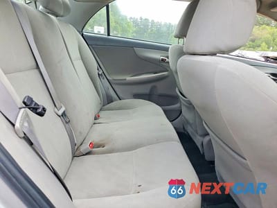 Zdjęcie 10 z 12 samochodu: 2010 TOYOTA COROLLA LE VIN:1NXBU4EE5AZ223844 - miniatura