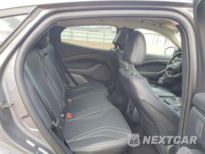 Zdjęcie 10 z 12 samochodu: 2023 FORD MACH E VIN:3FMTK3SU4PMA57068 - miniatura