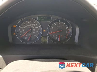Zdjęcie 9 z 12 samochodu: 2012 VOLVO C30 T5 VIN:YV1672MK1C2269401 - miniatura