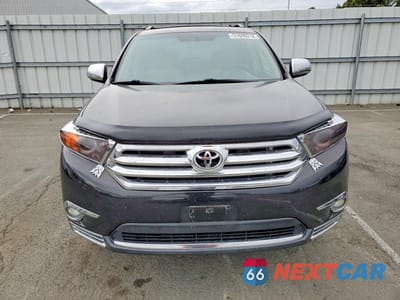 Piąte zdjęcie samochodu w środku: 2013 TOYOTA HIGHLANDER PLUS VIN:5TDZA3EH0DS034334 - miniatura