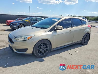 2016 FORD FOCUS SE 1FADP3K25GL236896 - główne zdjęcie licytacji z USA - miniatura